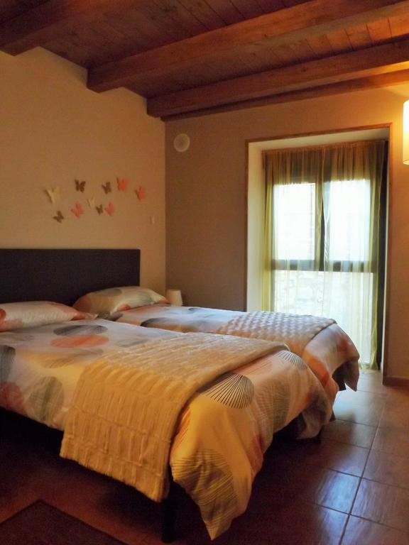 Casa Salto De Roldan Pensionat Apiés Eksteriør billede